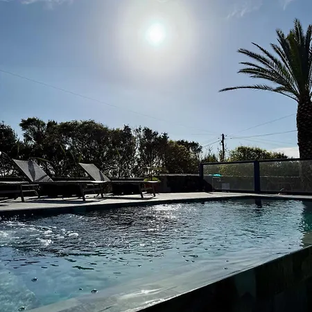 Casa Natura Deluxe & Apartman Caloura