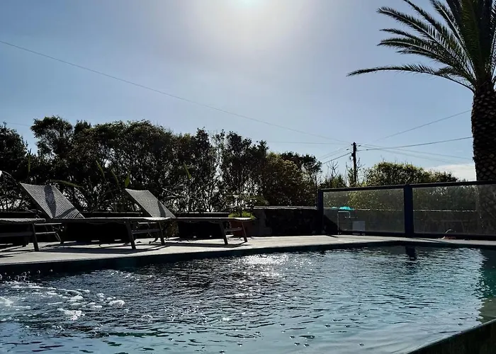 Casa Natura Deluxe & Appartement Caloura